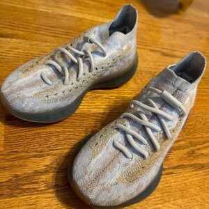 Yeezy boost 380 pepper.